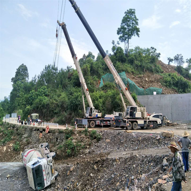 黑河黑河24小时应急道路救援吊装吊装现场实拍